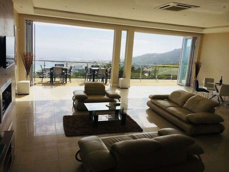 Villa House Havana Camps Bay