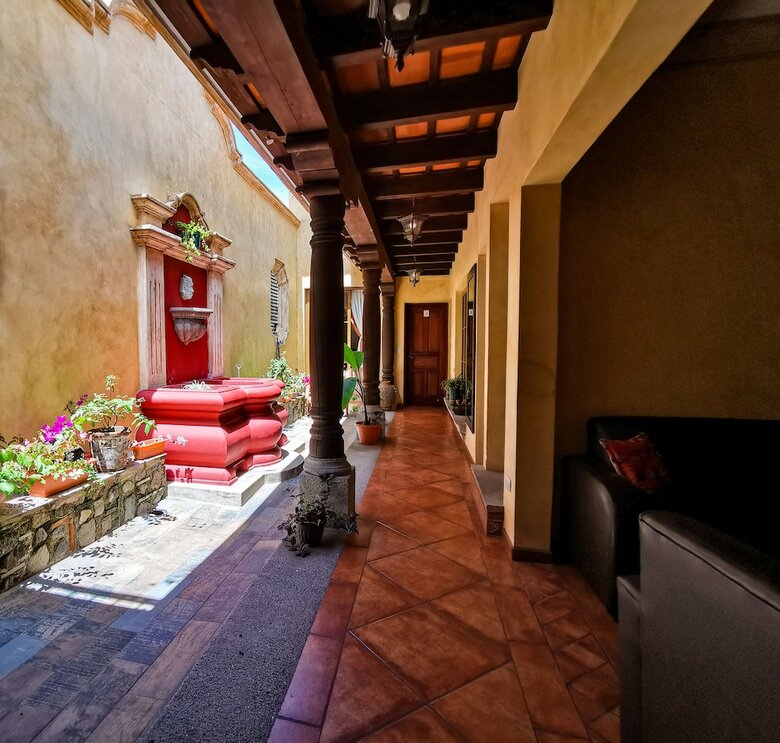 Bed & Breakfast Central Bougainvillea