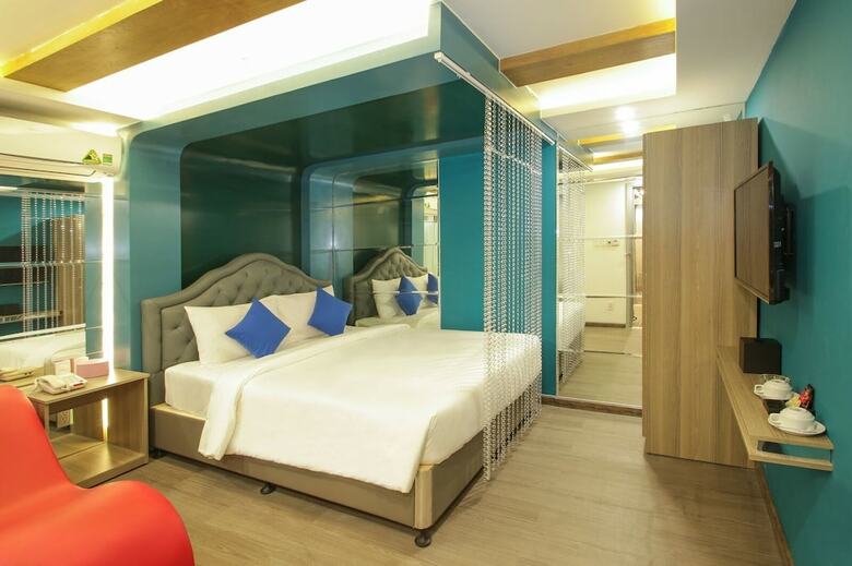 Cupid Hotel