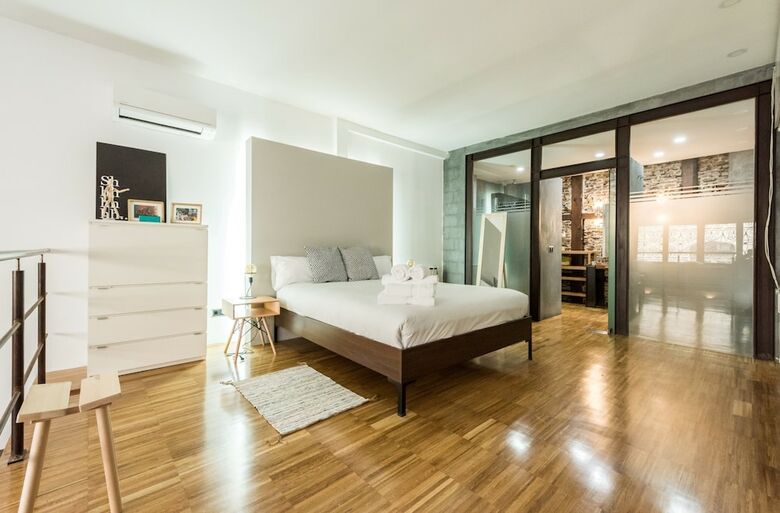 Apartamentos Teatro Valle Incl�n City Center