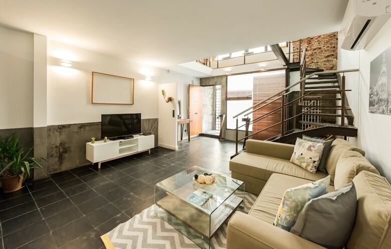 Apartamentos Teatro Valle Incl�n City Center
