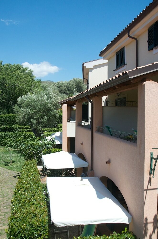 Hotel Residenza Turistica  Torre Delle Viole