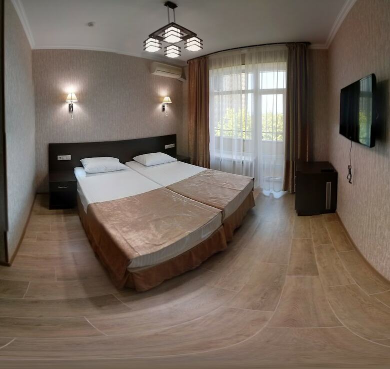 Alie Parusa Hotel