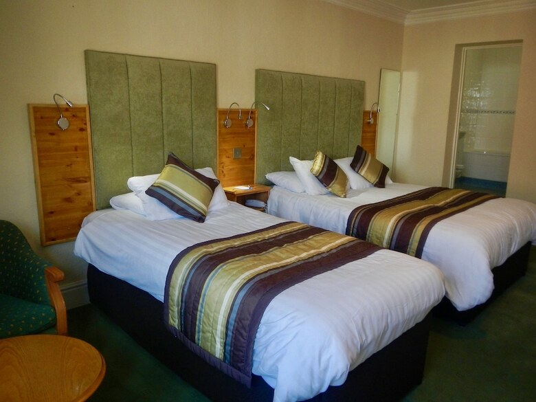 The Burton Hotel And Cloud Nine