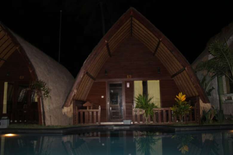 Youpy Bungalows