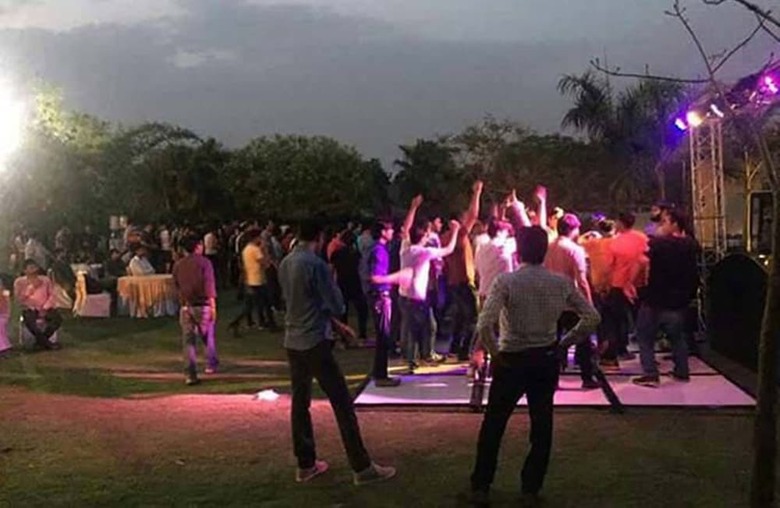 Hotel Kingfisher Aravali Resort
