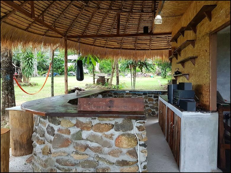 Hotel Bay Yard Hut
