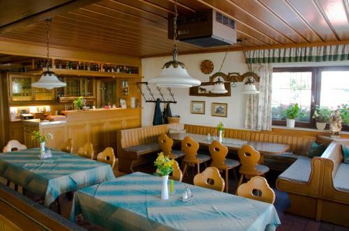 Hostal Gasthof Rose