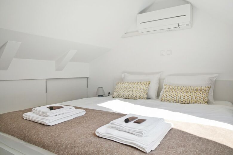 Aparthotel Apartments Hi?a Pod Gradom