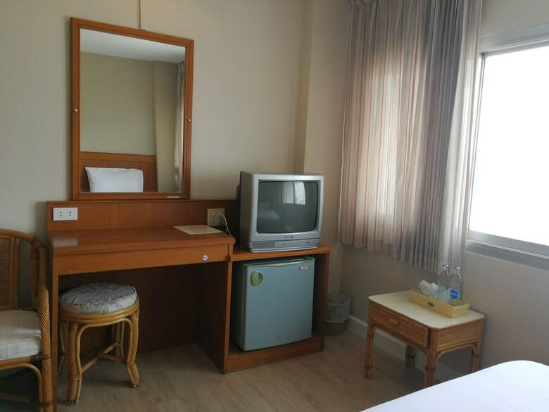 Srivichai Hotel