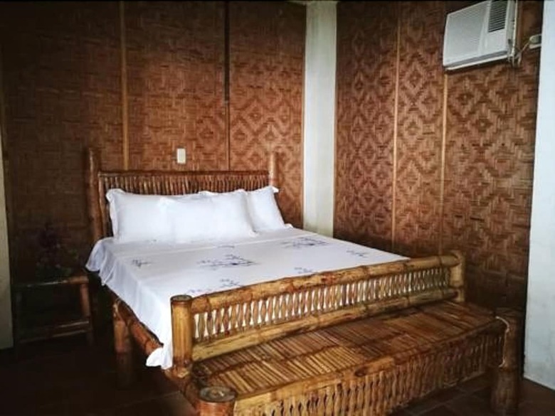 Hotel Cruz-phillips Lodging Services