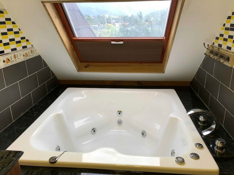Bed & Breakfast Puli Story House