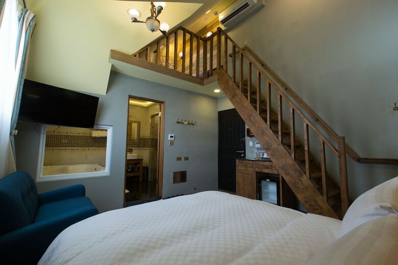 Bed & Breakfast Puli Story House