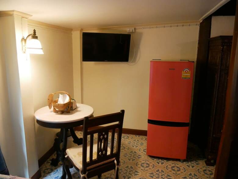 Hotel Ruenthai Jong Lux
