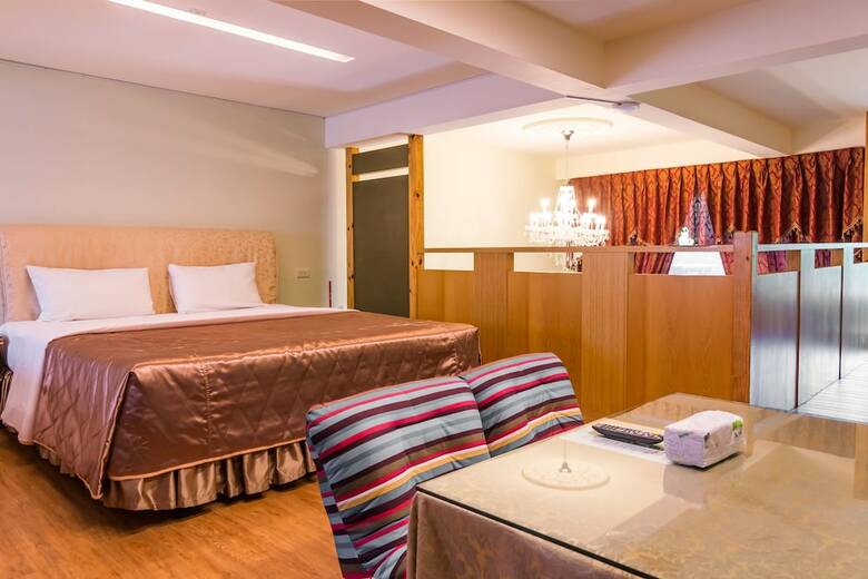 Kenting Maya House B&B
