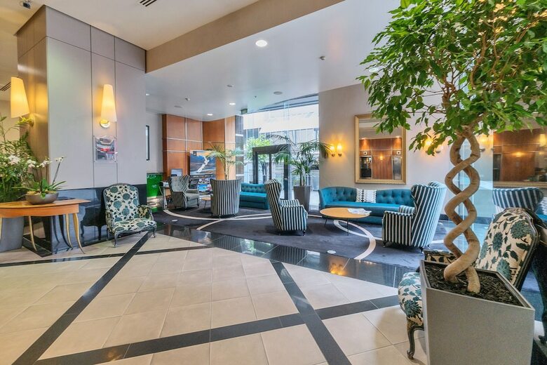 Apartamentos Idyllic City Studio Air-con & Free Wifi