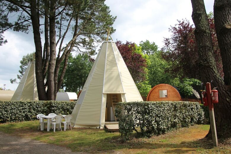 Camping de L'�tang Du Pays Blanc