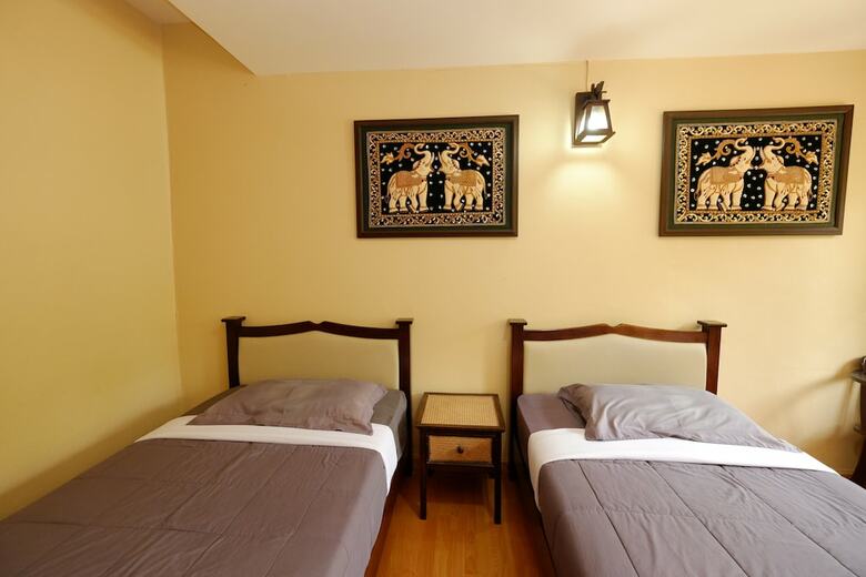 Hotel Piya Guesthouse