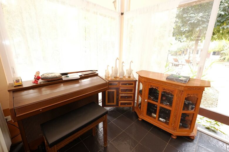 Hotel Piya Guesthouse