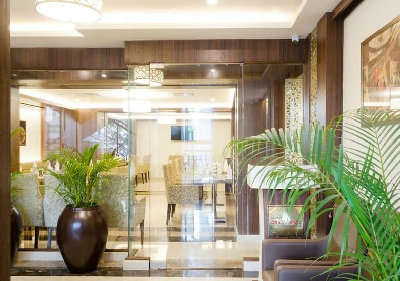 Ss Lumina Hotel