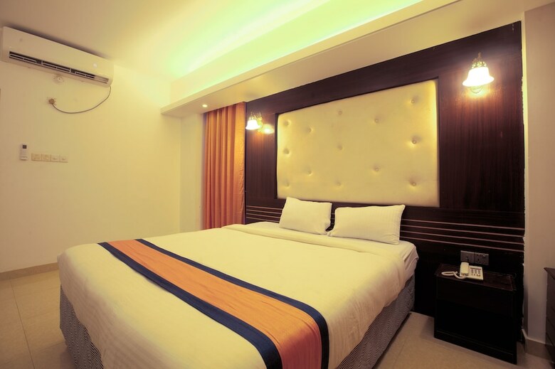 Hotel The Cox Beach Resort