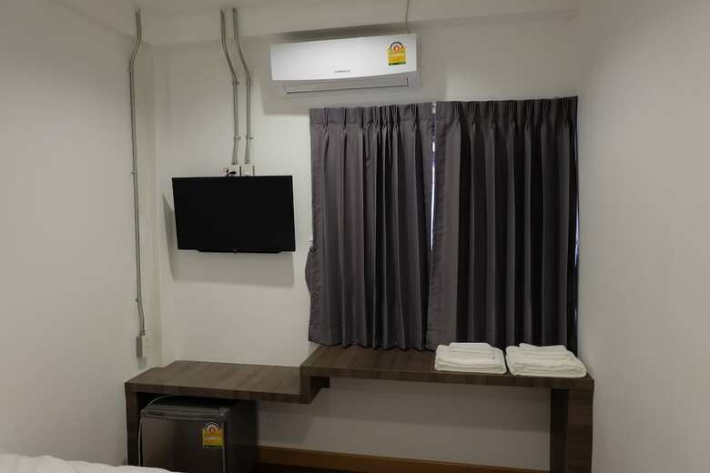 Hotel F Plus F Hostel