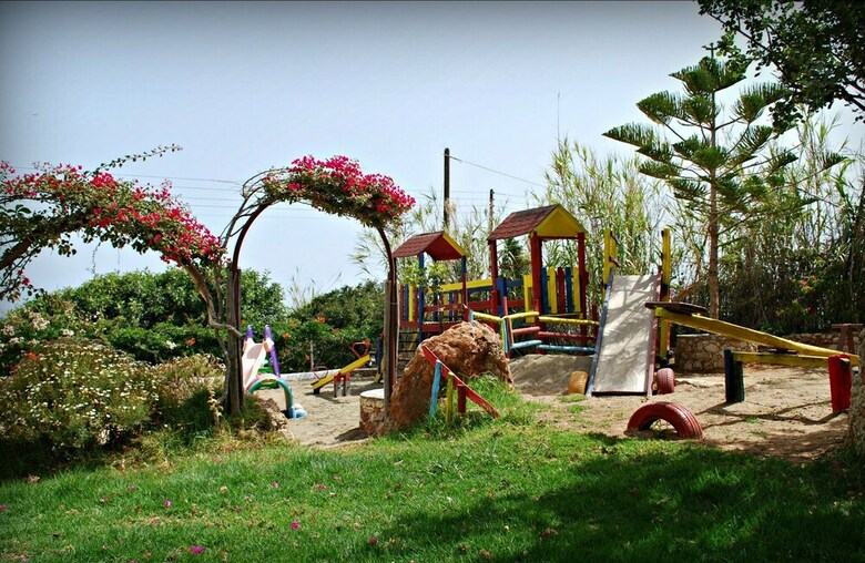 Iliostasi Beach Apartments