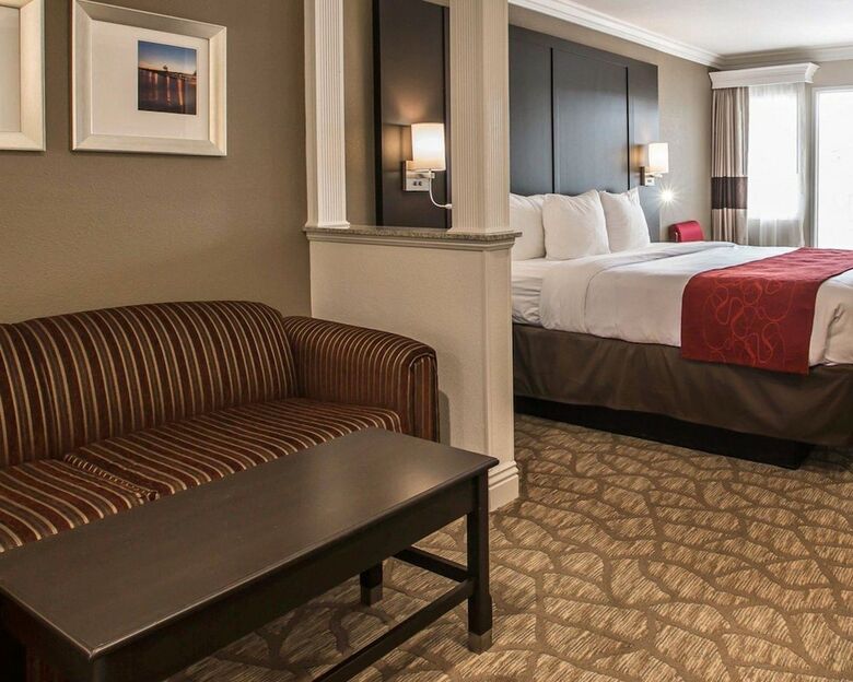 Hotel Comfort Suites San Clemente Beach