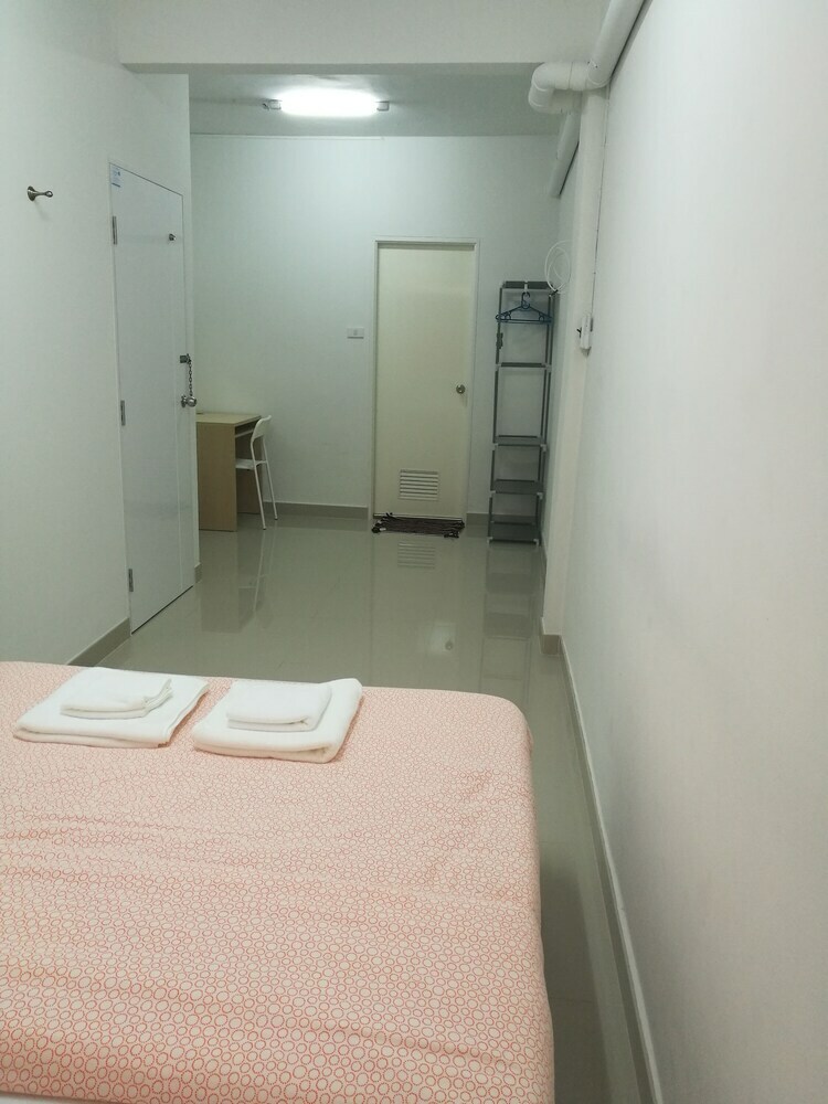 Hotel Checkin Hostel At Donmuang Airport