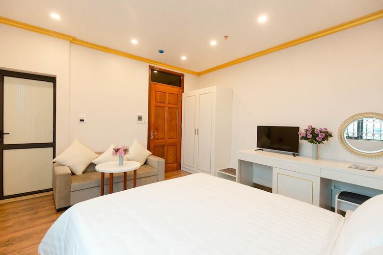 Honeymoon Hotel & Apartment