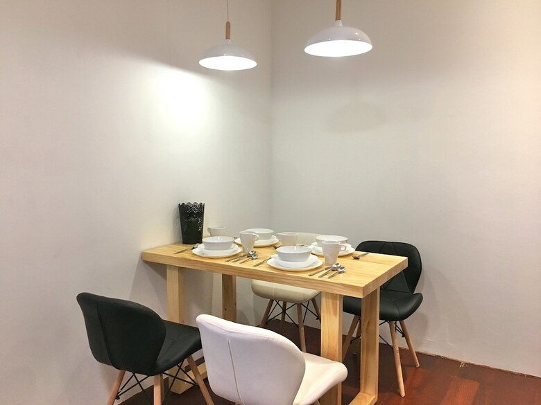 Ibook 7 - 2bedroom Gurney Studio Suites