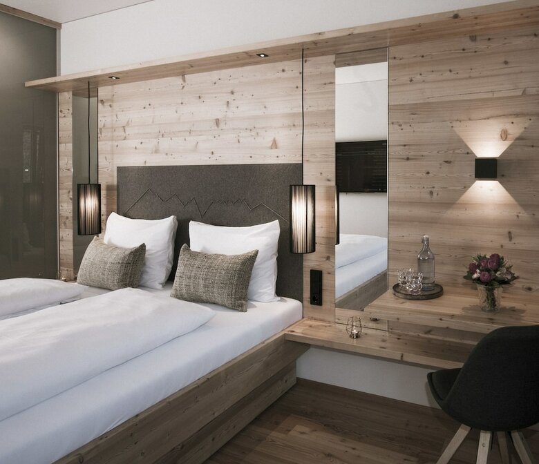 Hotel Tirol Lodge
