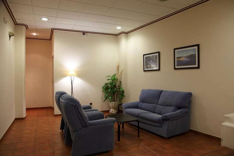 Hotel Ciudad de Pozo Alc�n