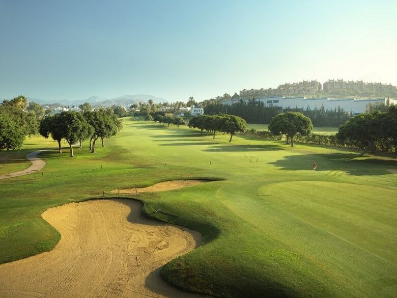 Apartamentos Los Naranjos Golf D�plex