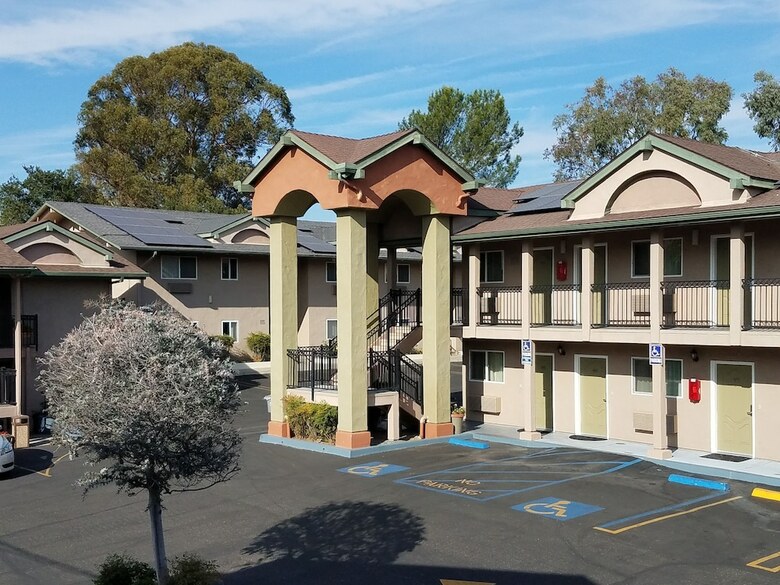 Motel Olive Tree Inn & Suites