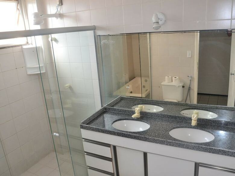 Apartamentos Village Van Cartier - Meulugarcear�