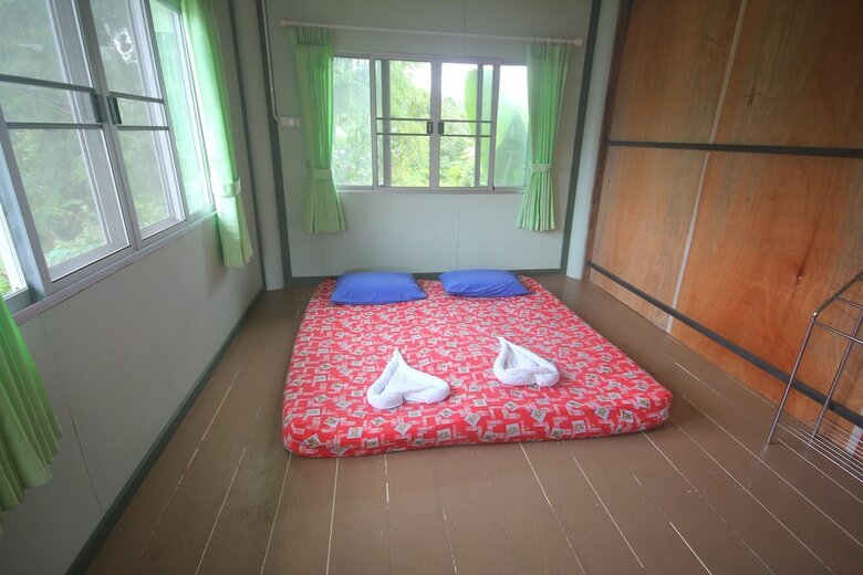 Hotel Ban Muang Pon Home Stay
