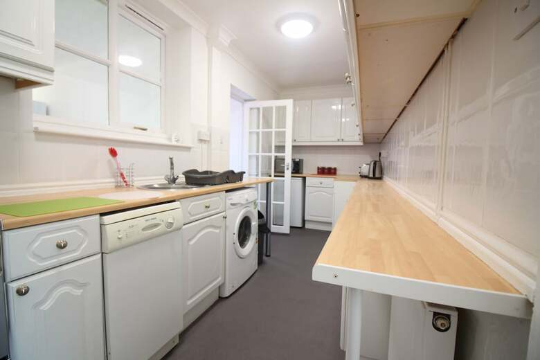 Apartamentos Airport Lodge Norwich