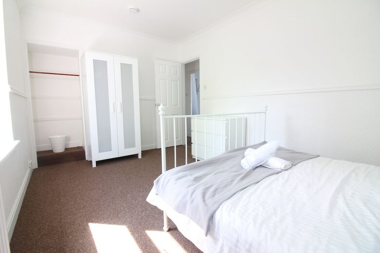 Apartamentos Airport Lodge Norwich