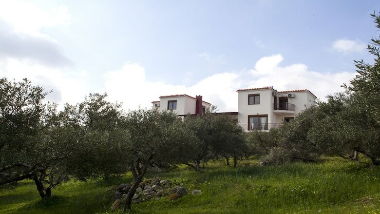 Foivos And Athina Villas