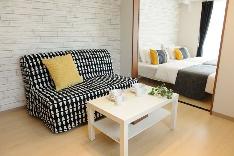 Apartamentos Saintpaulia Osaka-castle