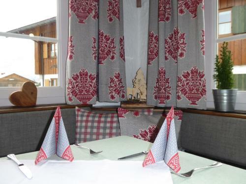 Hostal Gasthof Pension Riedbergerhorn