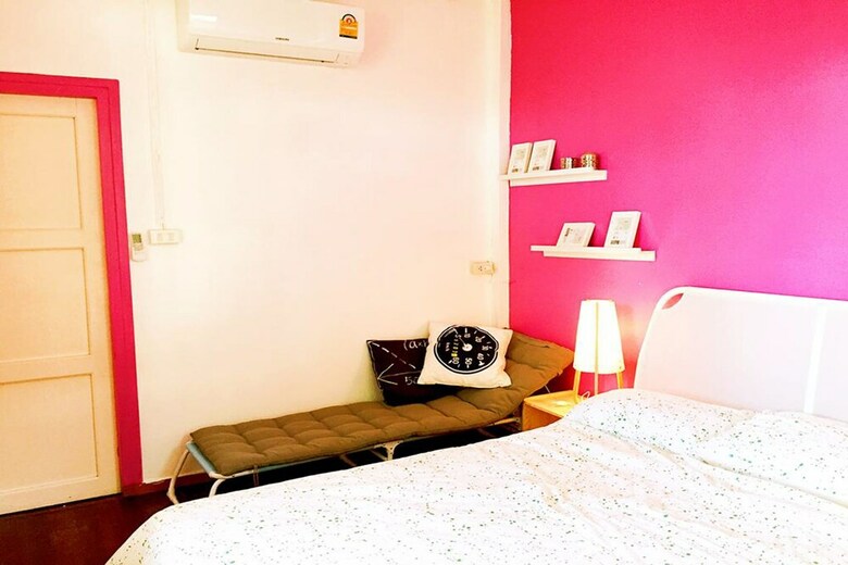 Hostal Hush Hush Cabiner - Hostel