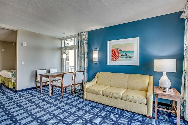Hotel South Bay Inn & Suites