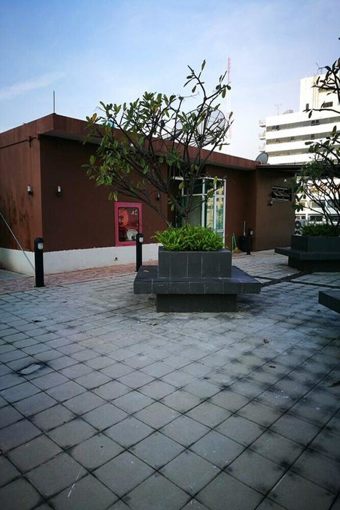 Apartamentos The Fah Condominium