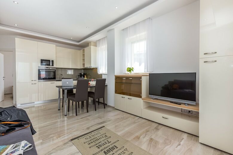 Luxury Apartments Kostrena