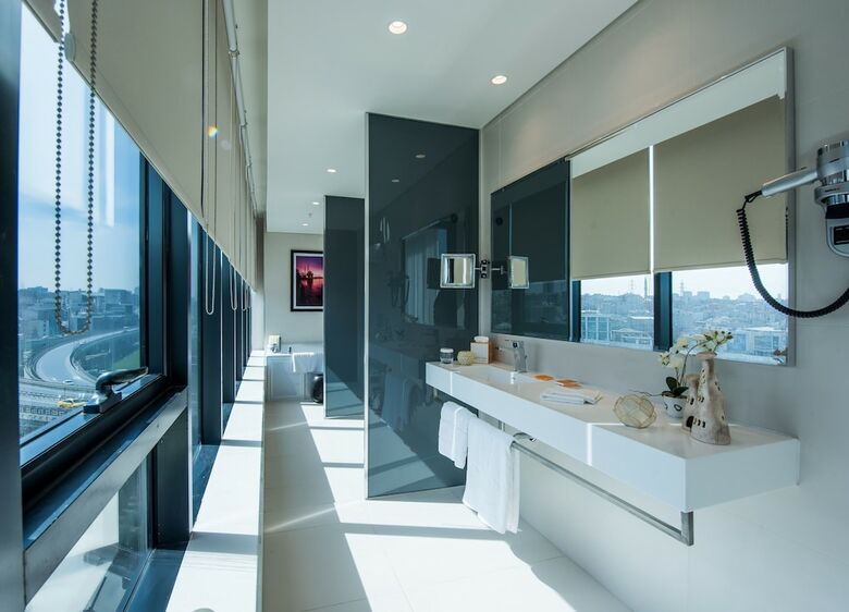 Hotel Centro Westside By Rotana
