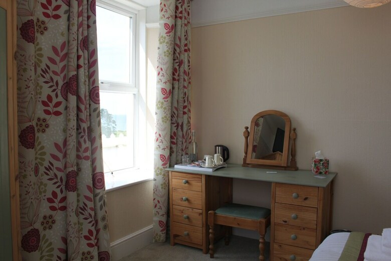 Hotel Bryn Eisteddfod B&B