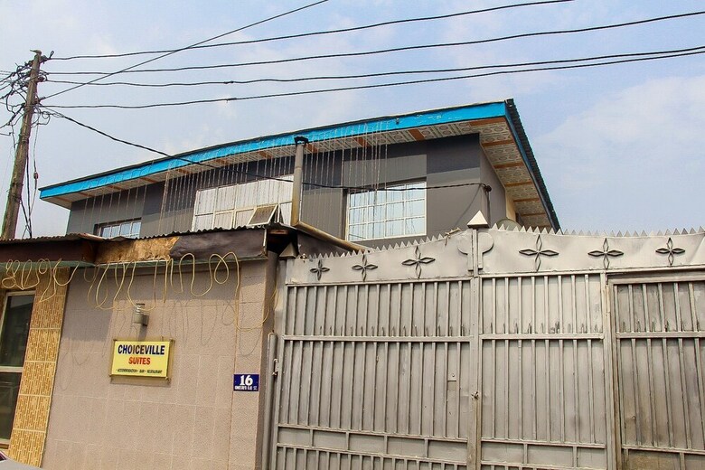 Hotel Choiceville Suites