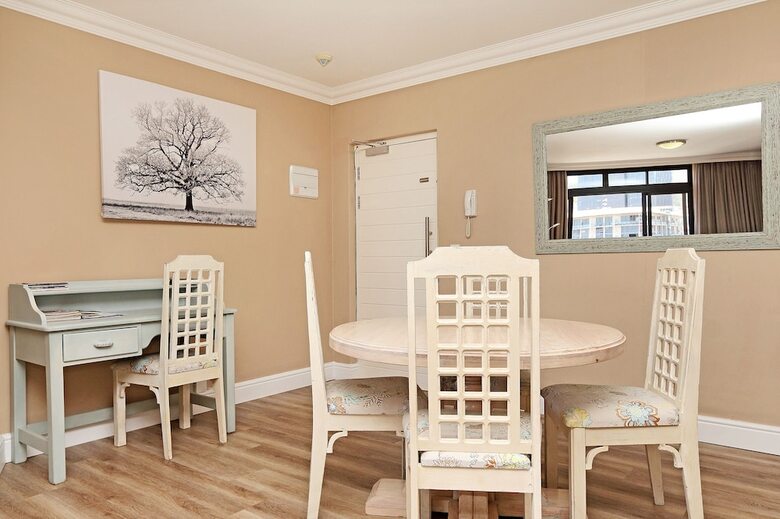 Apartamentos Quayside 1204